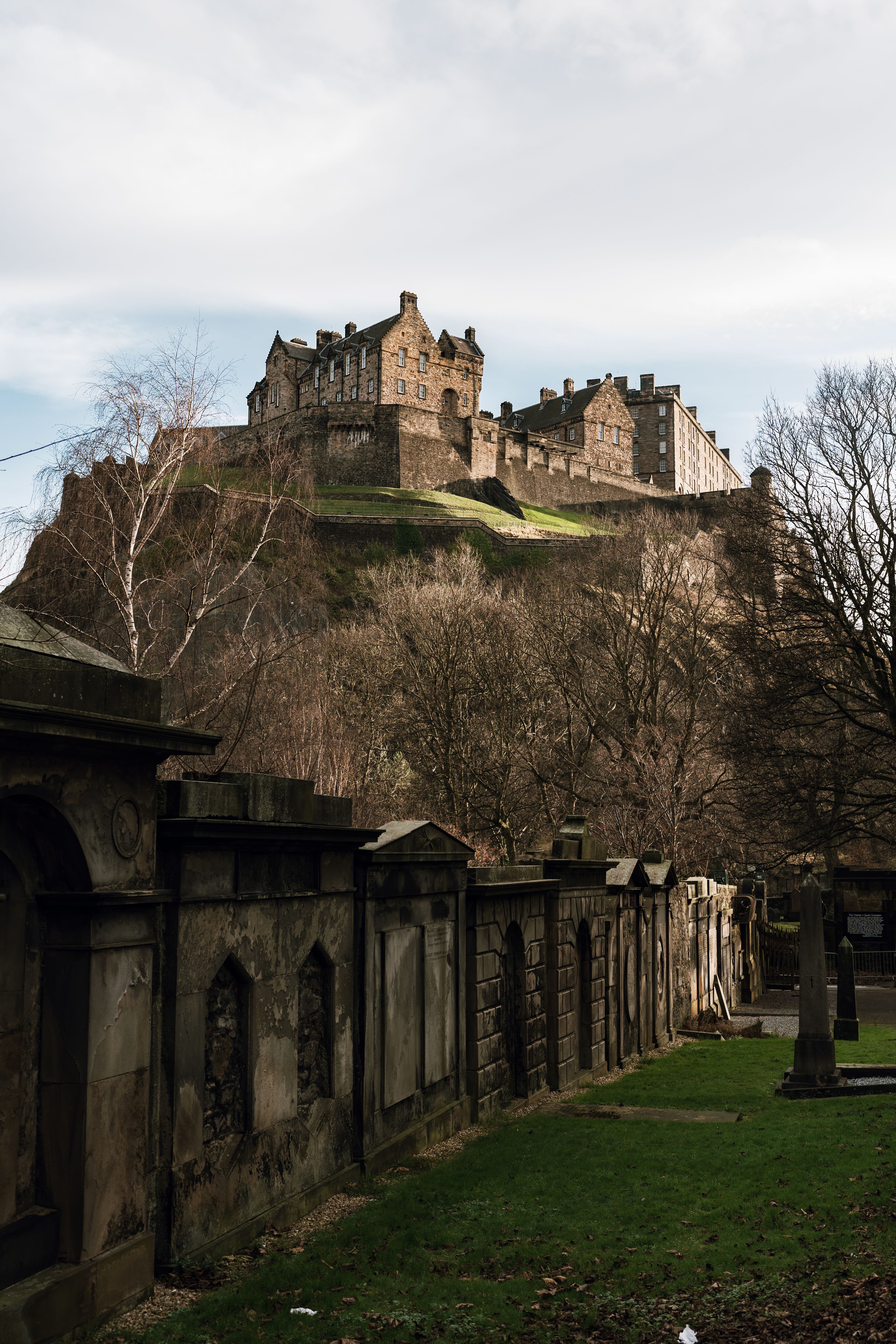 Edinburgh Castle viewed from Old Calton Burial Ground, visible from the course as the route crosses the Royal Mile in the opening miles