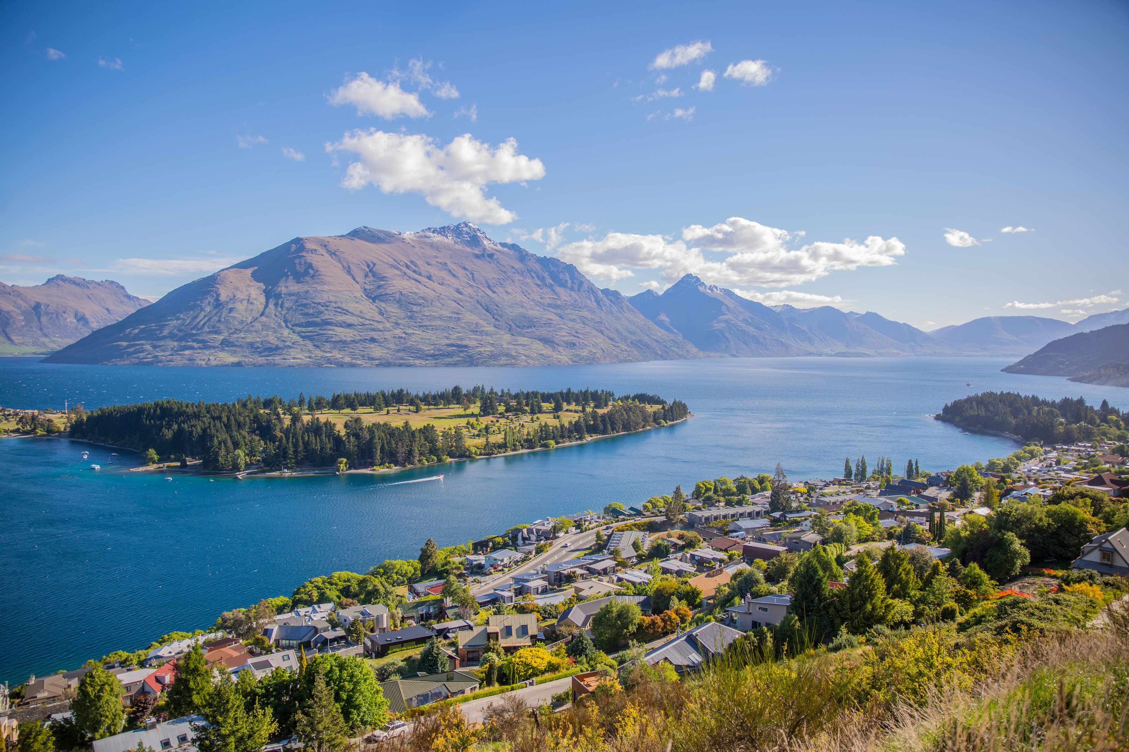 Queenstown Bay and Lake Wakatipu, with Queenstown Gardens peninsula and the Remarkables mountains behind